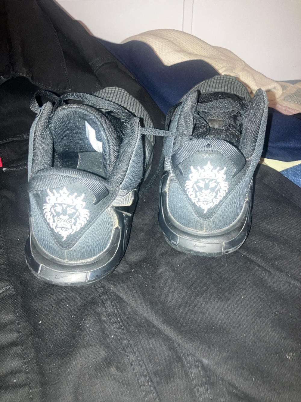 LeBron’s Witness #7 size 9.5  Black Athletic Sneakers with Crest Detail
